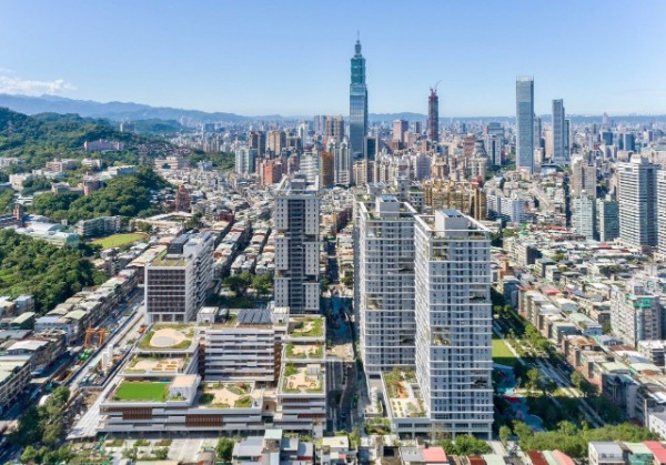 「大南方新矽谷」領航：臺灣AI時代的產業轉型藍圖