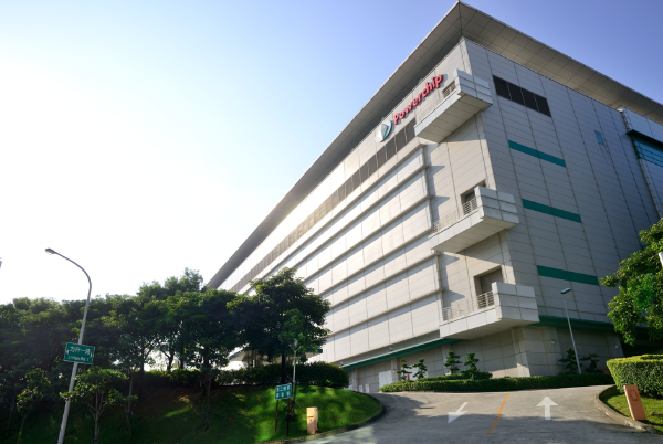 美國多晶矽15%關稅政策解析：工業材料、太陽能供應鏈與台灣產業影響