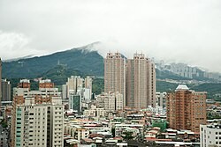 房市將回到金龍海嘯？專家示警：關稅讓下修共識破局，第2季恐再陷膠著
